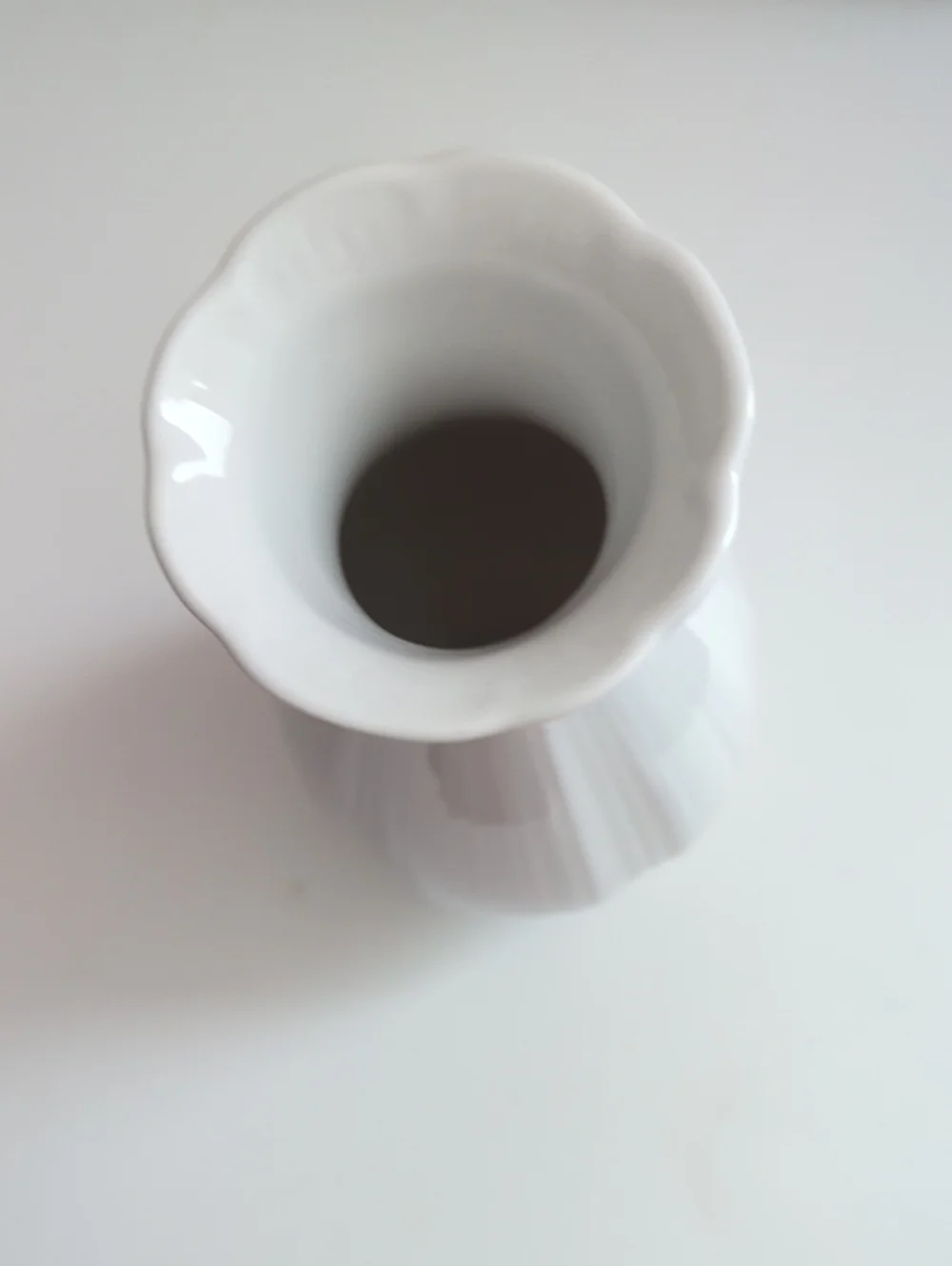 Mikasa Fine China White Ceramic Decorative Vase - Elegant Home Accent